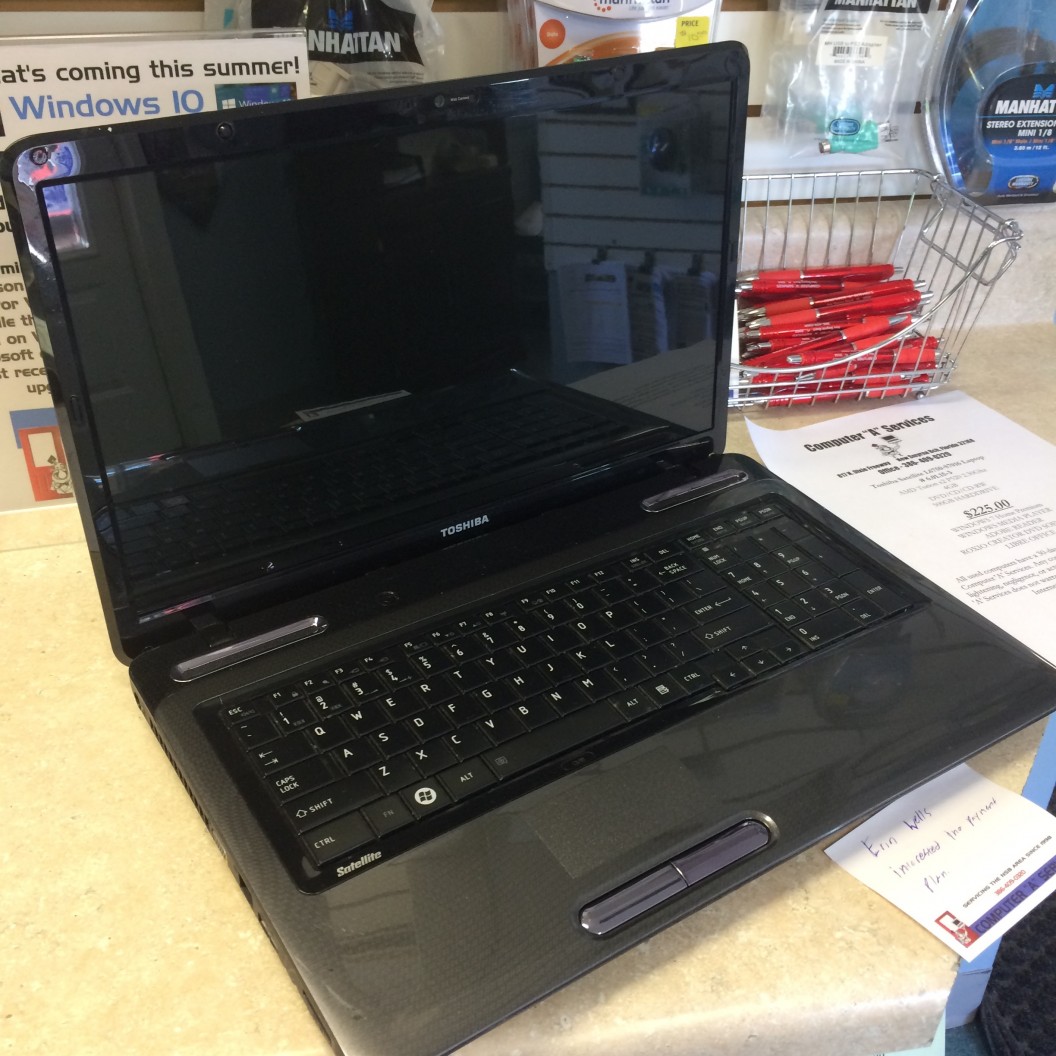 Toshiba Satellite L6750-S7016 Laptop